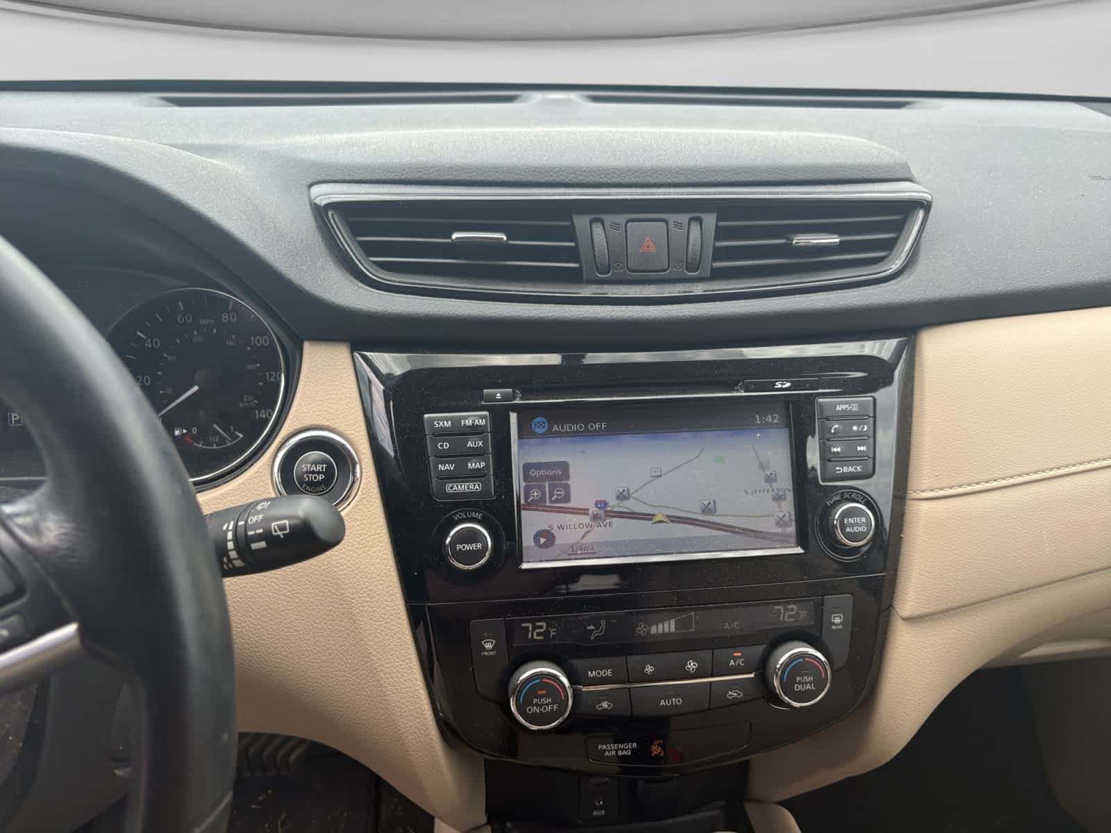 2017 Nissan Rogue SV