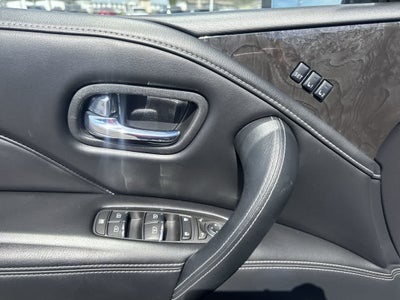 2024 INFINITI QX80 LUXE
