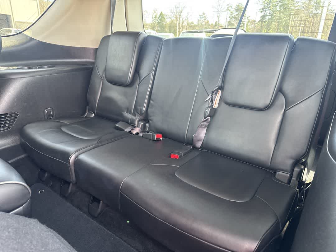 2024 INFINITI QX80 LUXE
