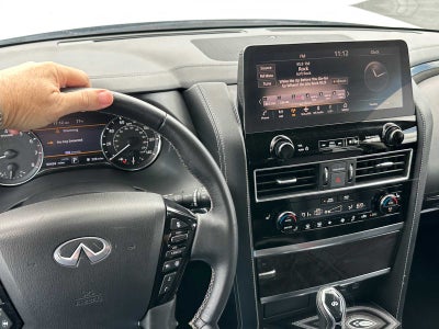 2024 INFINITI QX80 LUXE