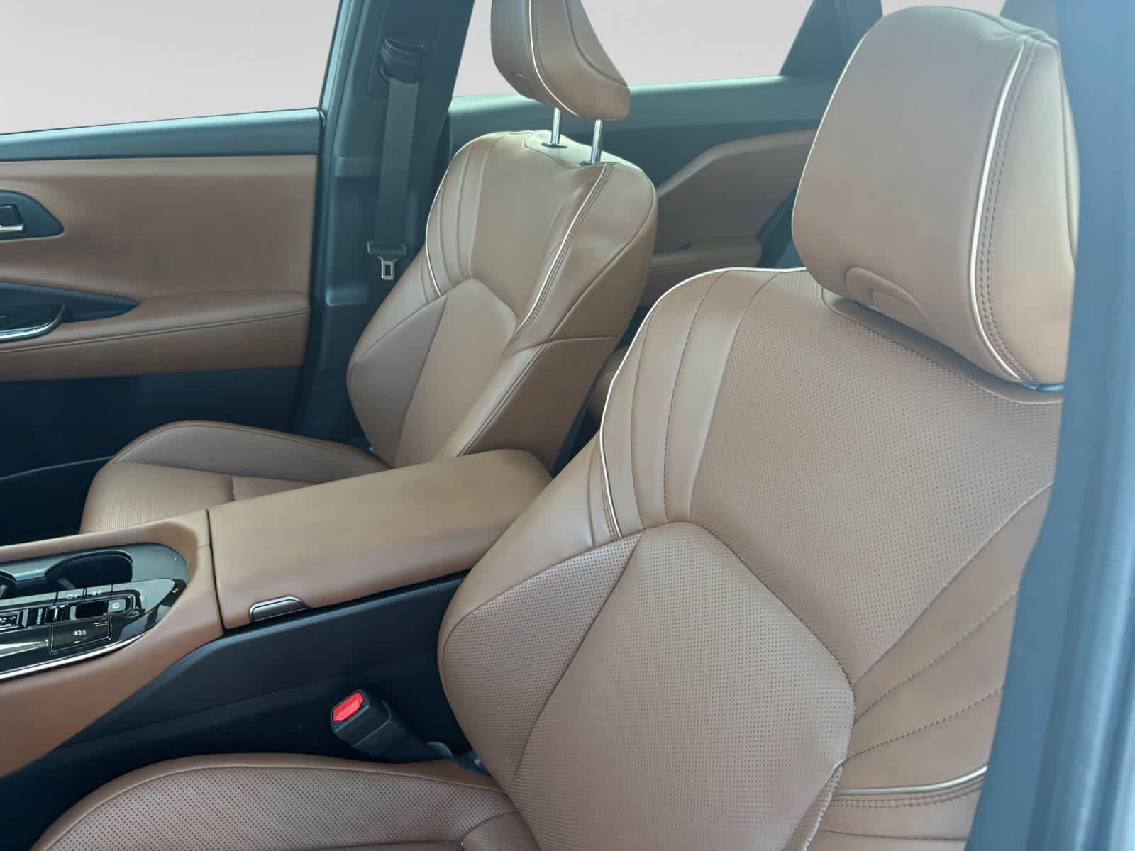 2025 Toyota Crown Signia Limited