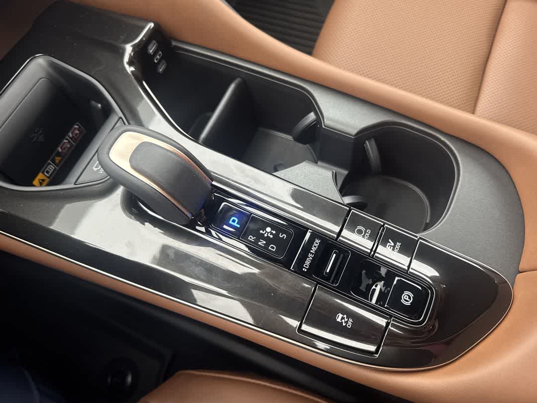 2026 Toyota Crown Signia Limited