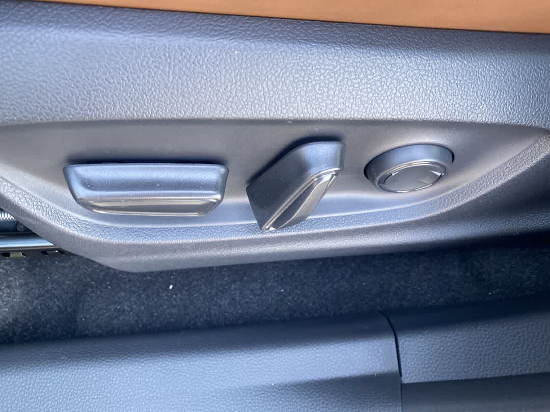 2026 Toyota Crown Signia Limited