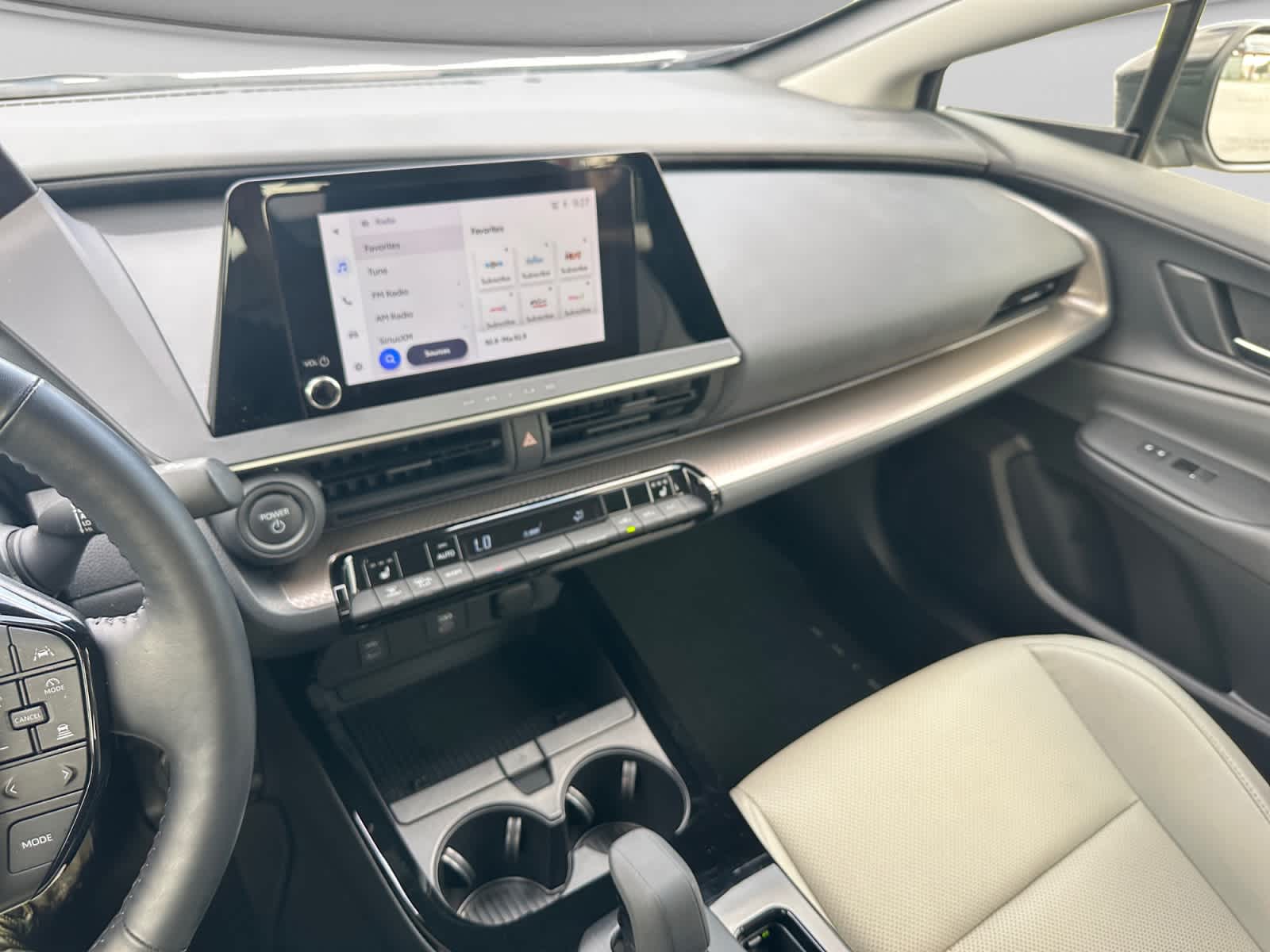 2024 Toyota Prius XLE