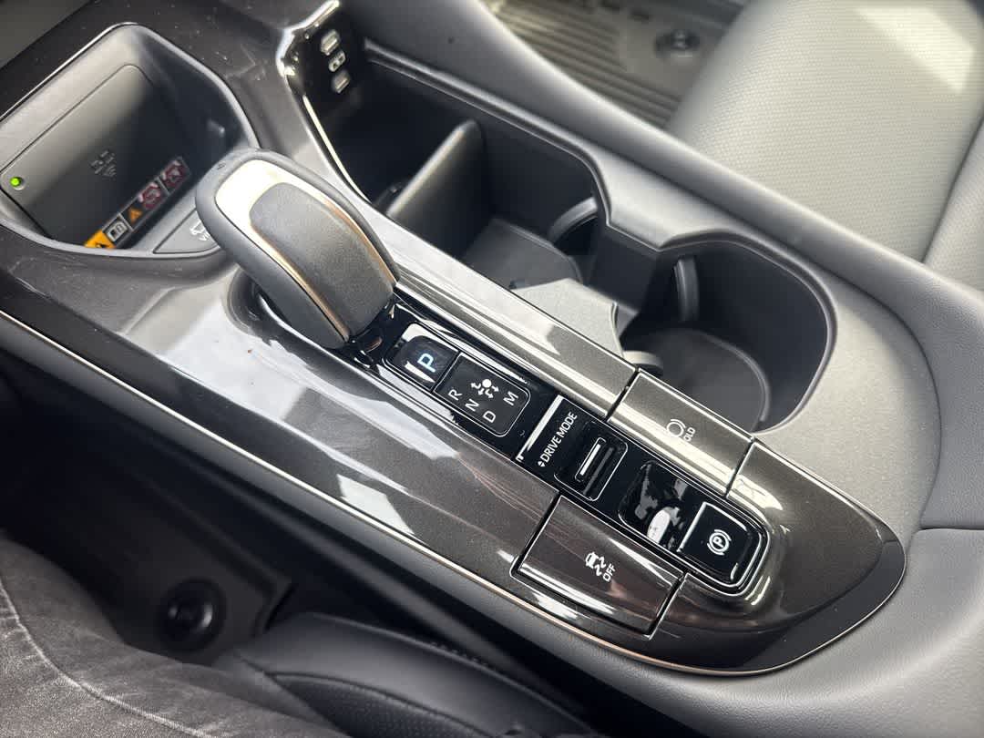 2026 Toyota Crown Platinum