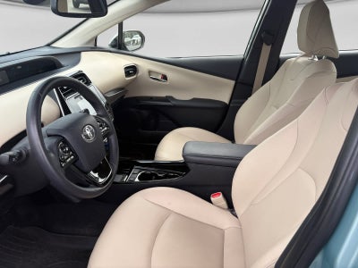 2019 Toyota Prius XLE