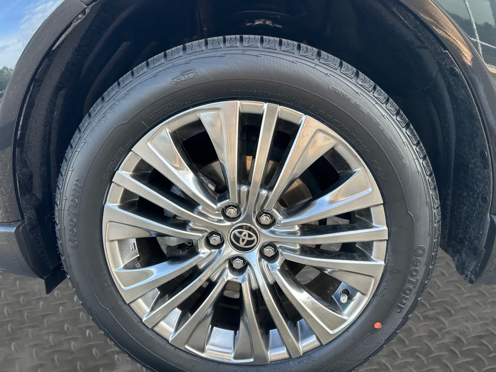 2024 Toyota Venza XLE