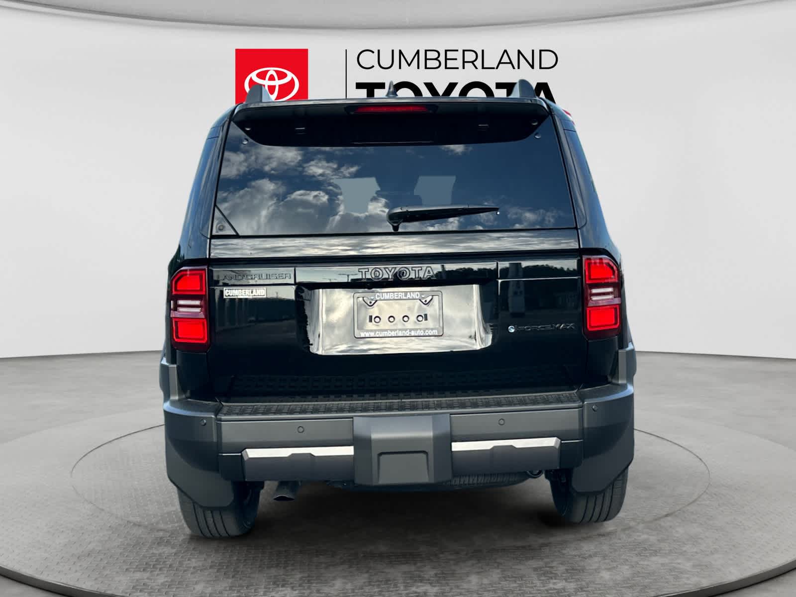 2027 Toyota Land Cruiser Base