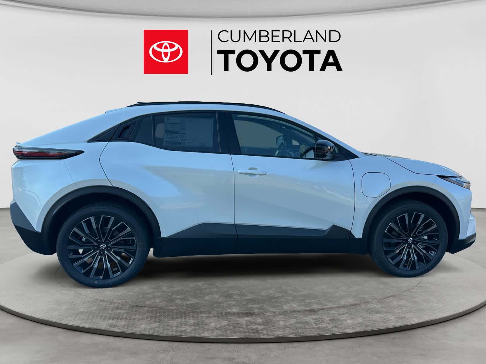2026 Toyota C-HR XSE