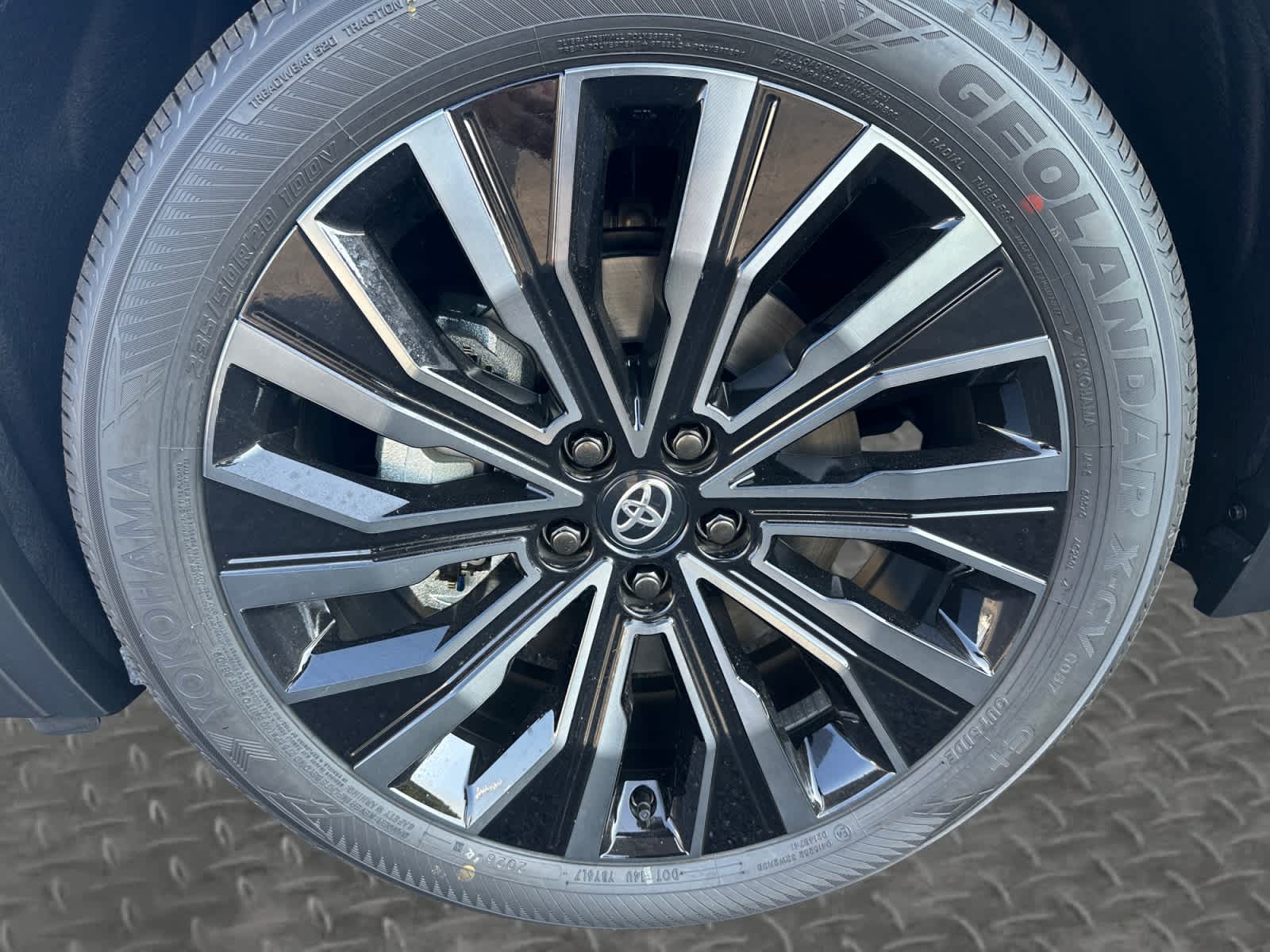 2026 Toyota C-HR XSE