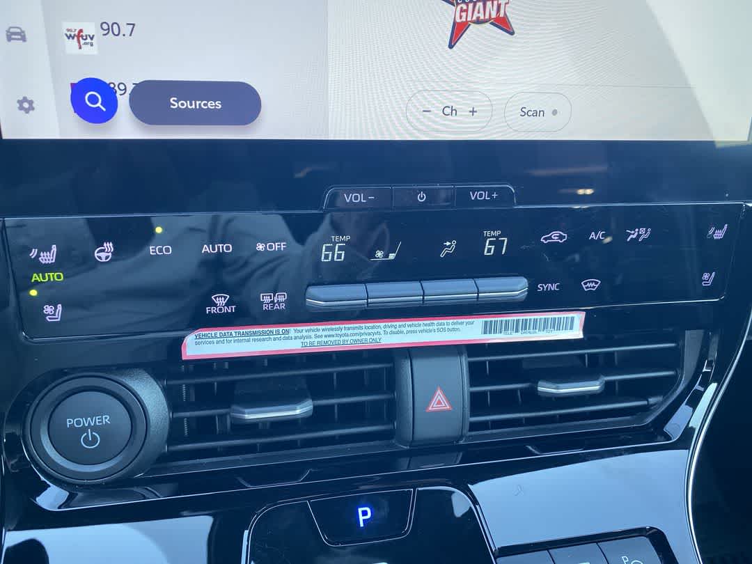 2024 Toyota bZ4X Limited