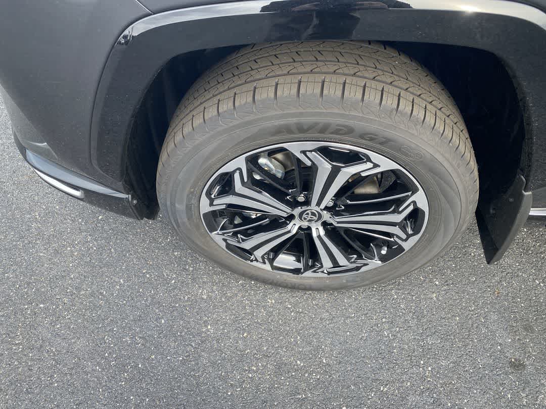 2025 Toyota RAV4 Plug-In Hybrid XSE