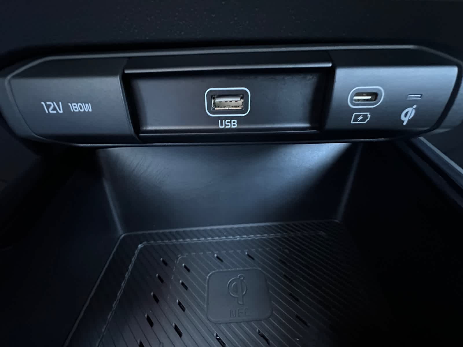 2026 Kia Niro SX