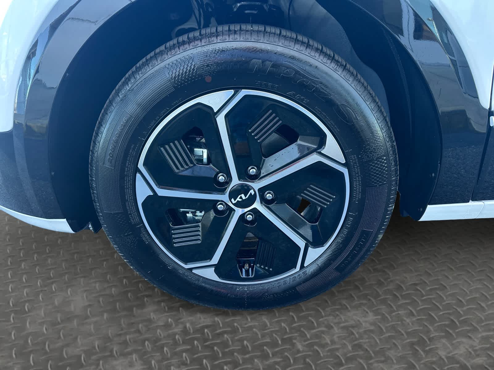 2026 Kia Niro SX
