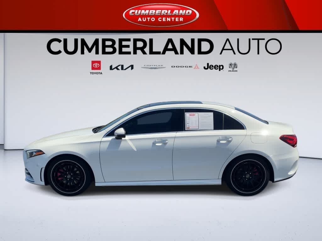 2022 Mercedes-Benz A 220 A 220