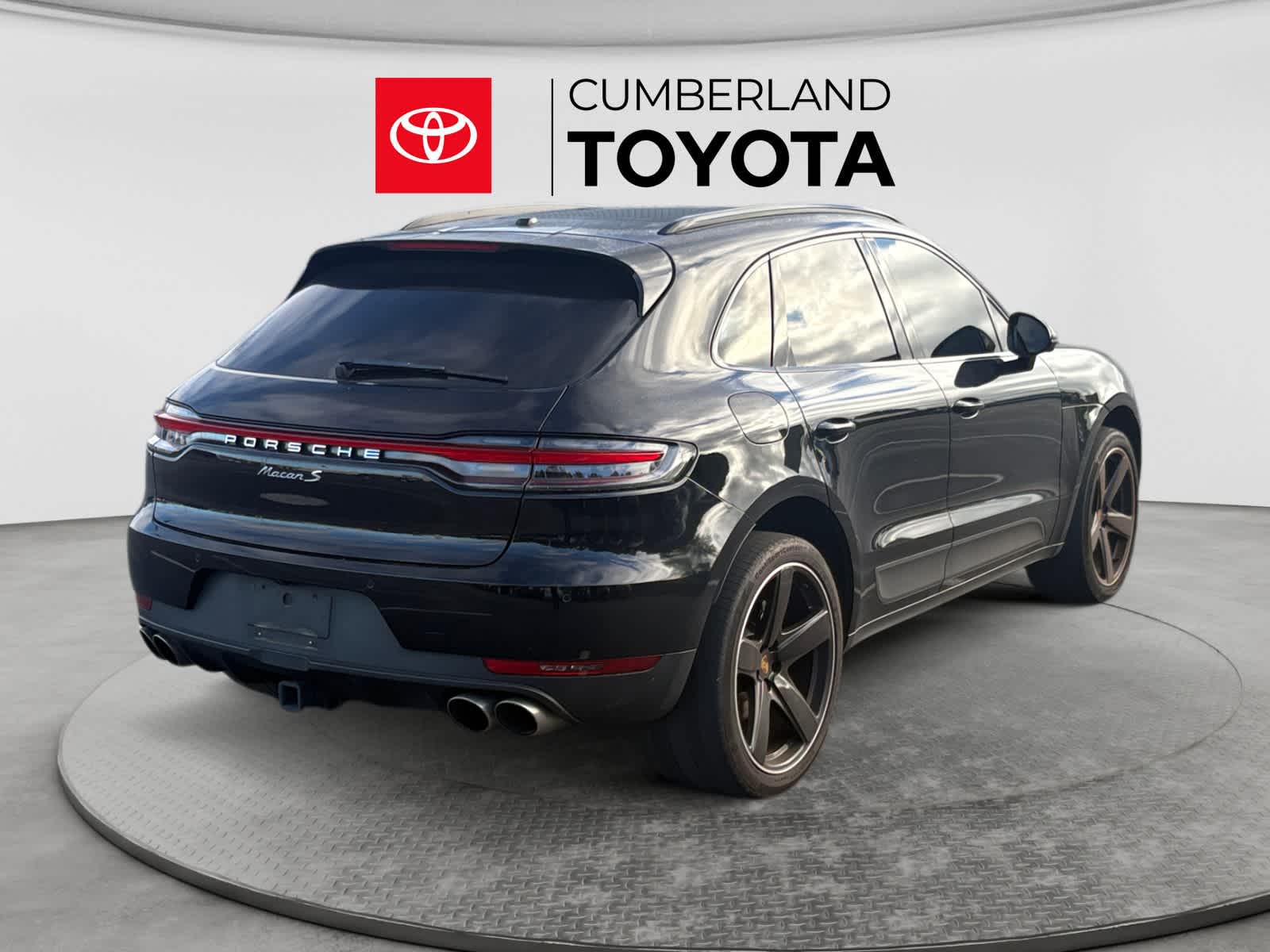 2021 Porsche Macan S