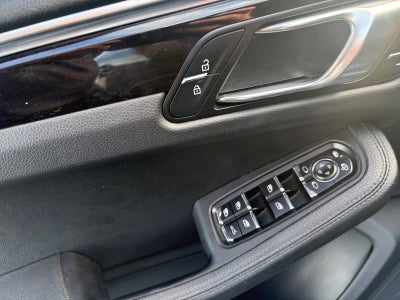 2021 Porsche Macan S