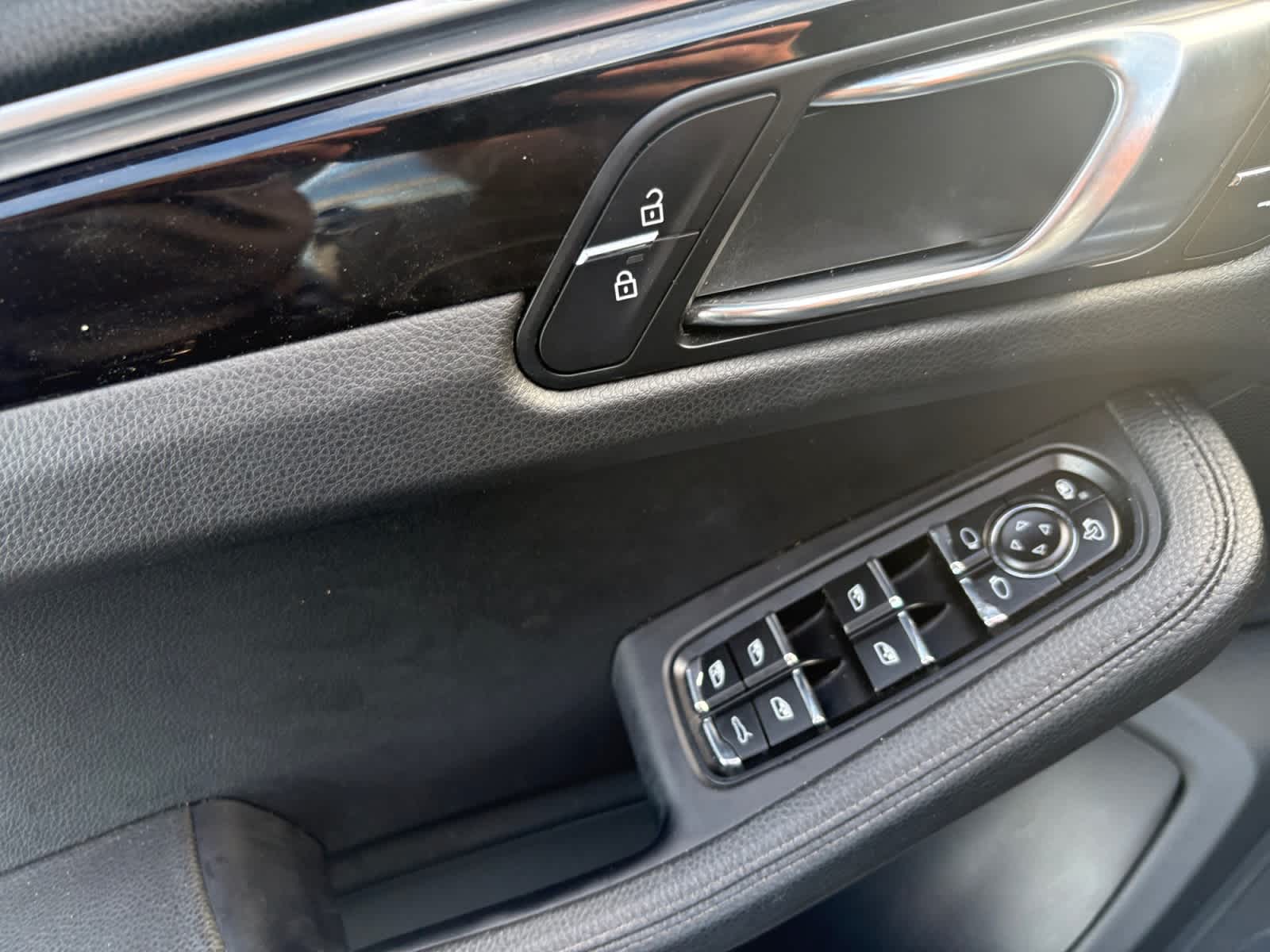 2021 Porsche Macan S
