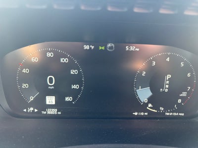 2020 Volvo XC90 Momentum