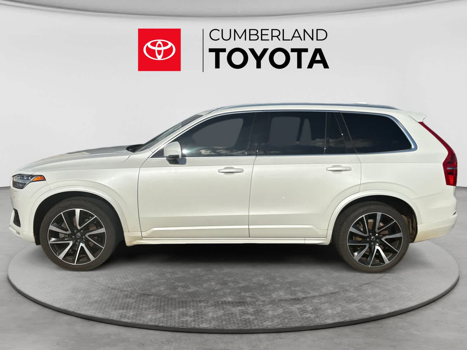 2020 Volvo XC90 Momentum