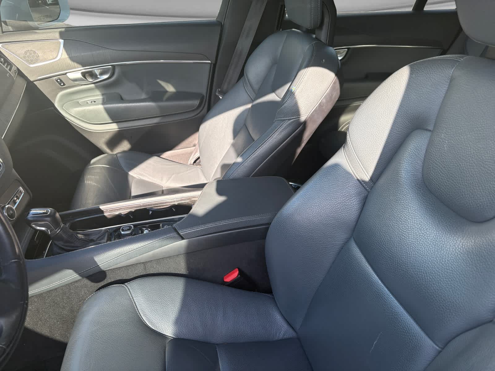 2020 Volvo XC90 Momentum