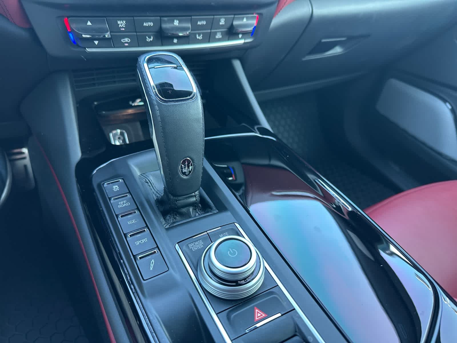 2022 Maserati Levante Modena