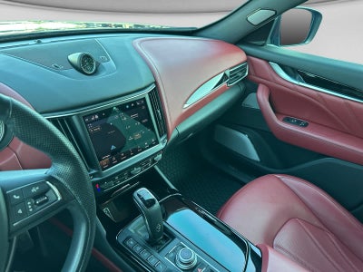 2022 Maserati Levante Modena